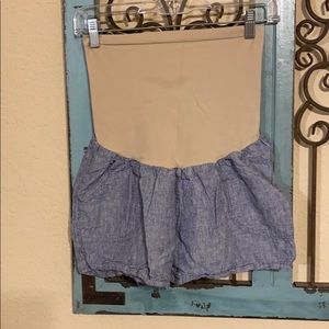 MATERNITY SHORTS SIZE LARGE